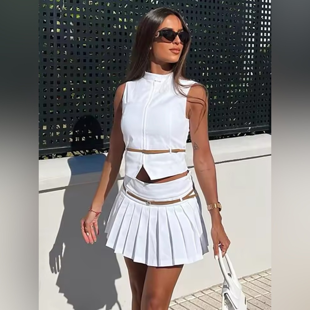 NWT ZARA Belted Box Pleat Skort